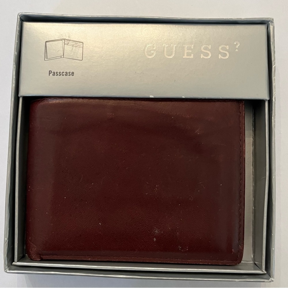 Vintage guess Mens passcase wallet buxton top grain cowhide brown
